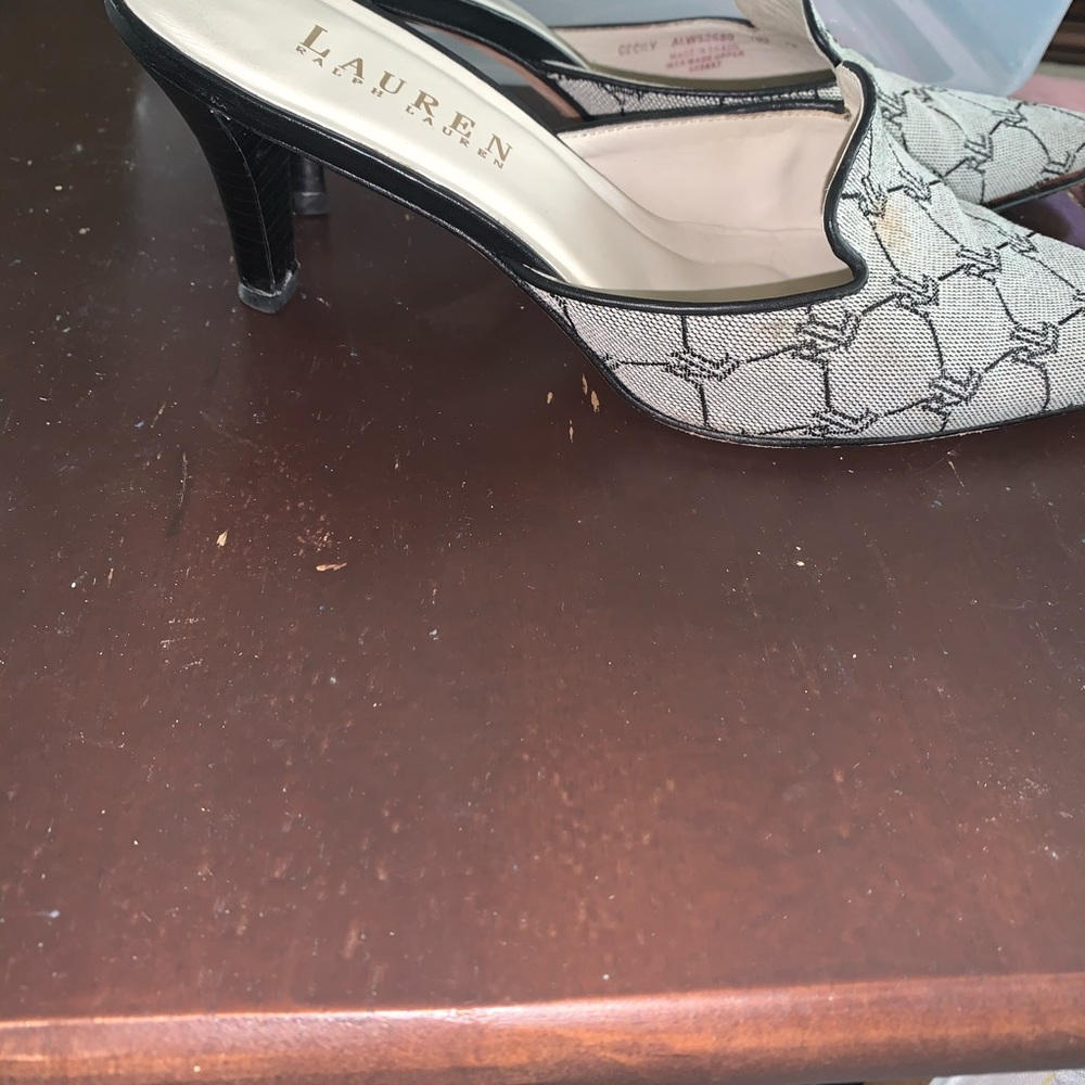 Shoes - Picture 2 of 14